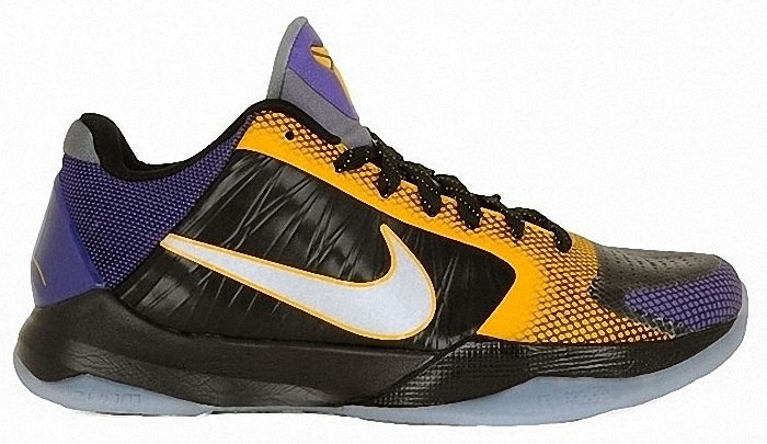 Kobe Bryant Nike Zoom Kobe V (5), Carpe Diem Edition with colors purple, black, white and gold. Picture 05