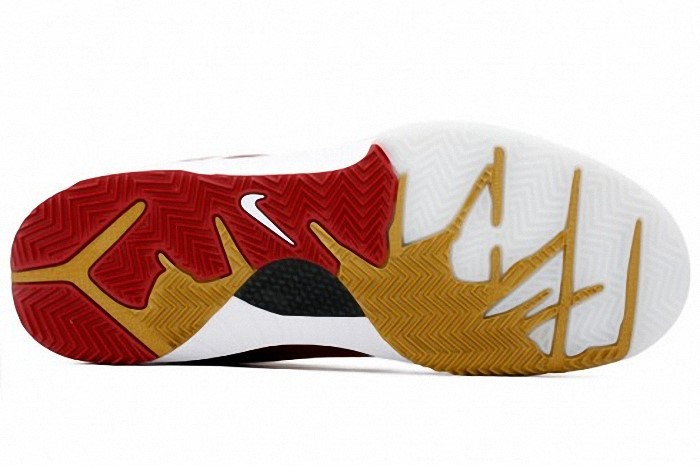 Kobe Bryant Nike Zoom Kobe IV (4), 2009 All-Star Edition with colors red, white and gold. Picture 06