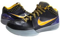 Kobe Bryant signature basketball shoes: Nike Zoom Kobe IV (4)