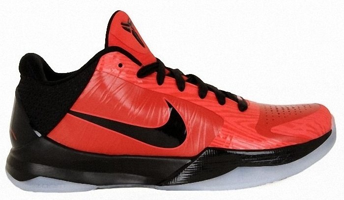 Kobe Bryant Nike Zoom Kobe V (5), 2010 All-Star Game Edition with colors red, black and white. Picture 02
