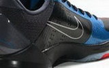 Nike Zoom Kobe V 5 Dark Knight Edition Picture 06