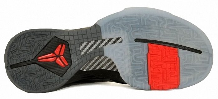 Kobe Bryant Nike Zoom Kobe V (5), Dark Knight Edition with colors black, metalic blue, white and red. Picture 15