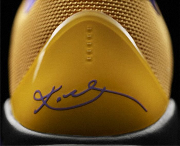 Kobe Bryant Nike Zoom Kobe V (5), Lakers Away Edition with colors black, purple and gold. Picture 25