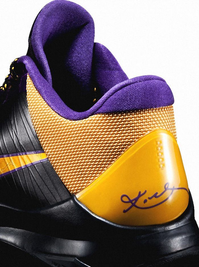 Kobe Bryant Nike Zoom Kobe V (5), Lakers Away Edition with colors black, purple and gold. Picture 29